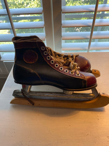 VINTAGE CANADIAN FLYER TORPEDO BLACK/MAROON, LEATHER ICE SKATES (COMPLETE WITH WOOD BLADE COVERS)--MADE IN THE USA AND POSSIBLY FROM THE 1930S-1940S