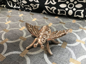 GOLD-METAL HONEY BEE DECOR ACCENT (HANDCRAFTED)