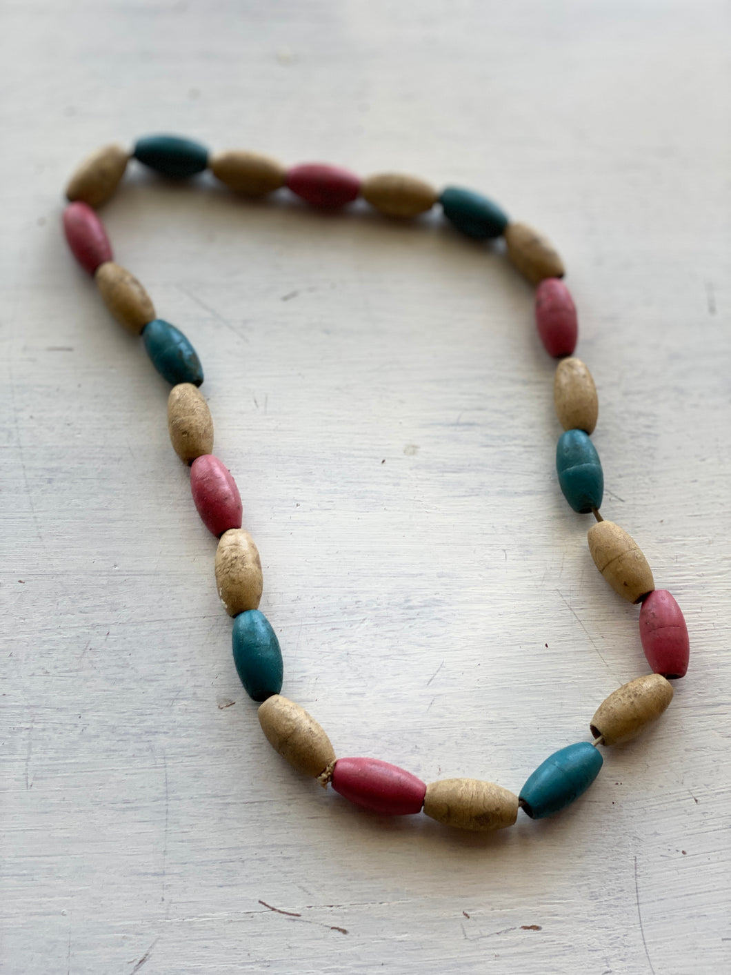 VERY RARE-TO-FIND VINTAGE CHILD'S TOY BEAD NECKLACE