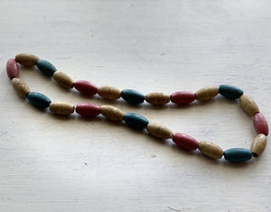 VERY RARE-TO-FIND VINTAGE CHILD'S TOY BEAD NECKLACE