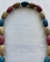 VERY RARE-TO-FIND VINTAGE CHILD'S TOY BEAD NECKLACE