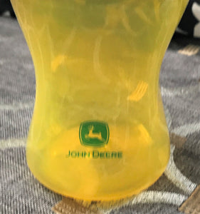 JOHN DEERE SIPPY CUP (THE PERFECT SIZE FOR LITTLE FARMERS!)