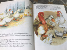 "THE UGLY DUCKLING" PRE-OWNED LITTLE GOLDEN BOOK (1995 COLLECTIBLE EDITION) BY HANS CHRISTIAN ANDERSEN (ILLUSTRATIONS BY LISA MCCUE)