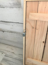 RUSTIC...SIMPLE...AND SO, SO PRETTY! CONTINENTAL USA PLANKED-WOOD/ WHITE-DISTRESSED PAINT WALL DECOR (HUGE AND HEAVY-DUTY)