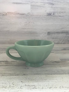 GORGEOUS RETRO-MINT GREEN MUG WITH UNIQUE, CHARMING SHAPE AND VINTAGE LOOK