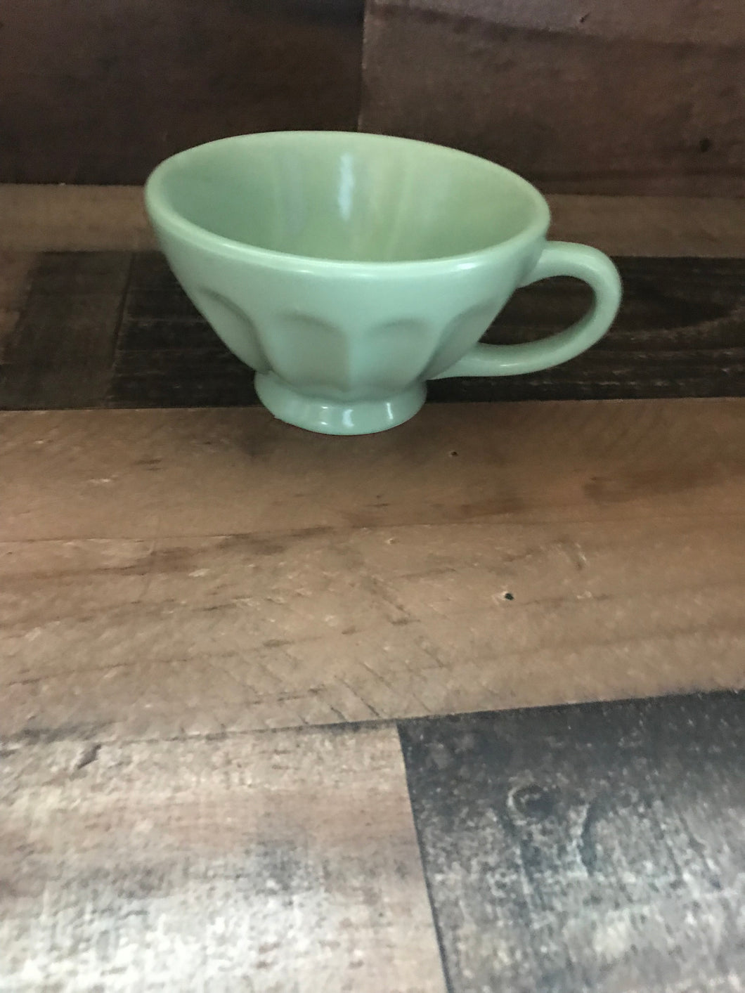 GORGEOUS RETRO-MINT GREEN MUG WITH UNIQUE, CHARMING SHAPE AND VINTAGE LOOK