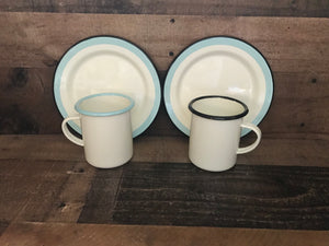 CLASSIC CHILDREN'S ENAMEL PLATE/MUG SET (VINTAGE LOOK, BUT BRAND-NEW)