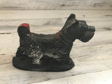 WOOF! WOOF! VINTAGE, CHARMING CHALKWARE SMALL SCOTTIE DOG