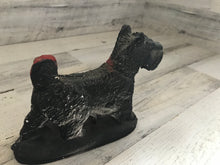 WOOF! WOOF! VINTAGE, CHARMING CHALKWARE SMALL SCOTTIE DOG