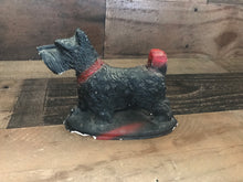 WOOF! WOOF! VINTAGE, CHARMING CHALKWARE SMALL SCOTTIE DOG