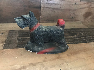 WOOF! WOOF! VINTAGE, CHARMING CHALKWARE SMALL SCOTTIE DOG