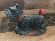 WOOF! WOOF! VINTAGE, CHARMING CHALKWARE SMALL SCOTTIE DOG