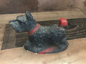 WOOF! WOOF! VINTAGE, CHARMING CHALKWARE SMALL SCOTTIE DOG