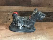 WOOF! WOOF! VINTAGE, CHARMING CHALKWARE SMALL SCOTTIE DOG