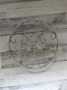 JUMBO, CAST IRON TRIVET:  ELEVATED WITH FOUR LEGS (RUSTIC AND OH-SO-BEAUTIFUL)