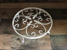 JUMBO, CAST IRON TRIVET:  ELEVATED WITH FOUR LEGS (RUSTIC AND OH-SO-BEAUTIFUL)