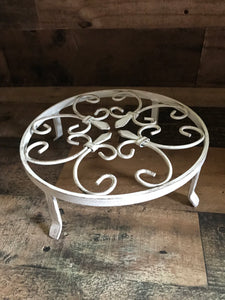 JUMBO, CAST IRON TRIVET:  ELEVATED WITH FOUR LEGS (RUSTIC AND OH-SO-BEAUTIFUL)