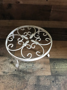 JUMBO, CAST IRON TRIVET:  ELEVATED WITH FOUR LEGS (RUSTIC AND OH-SO-BEAUTIFUL)