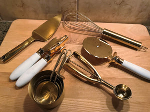 GORGEOUS, HEAVY-DUTY, GOLD-FINISH CAN OPENER