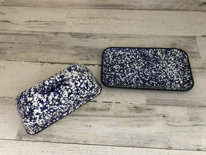 CHARMING, JUMBO-SIZED FARMHOUSE-STYLE SPECKLED BLUE-AND-WHITE ENAMEL BUTTER DISH