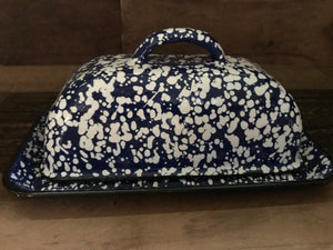 CHARMING, JUMBO-SIZED FARMHOUSE-STYLE SPECKLED BLUE-AND-WHITE ENAMEL BUTTER DISH