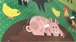 CHILDREN'S 8-PIECE WOODEN PEG PUZZLE WITH COLORFUL BARNYARD FARM ANIMALS