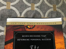 "THE TRAVELER'S GIFT/SEVEN DECISIONS THAT DETERMINE PERSONAL SUCCESS" PRE-OWNED PAPERBACK/NEW YORK TIMES BESTSELLER (IN EXCELLENT CONDITION AND MADE IN THE USA!)