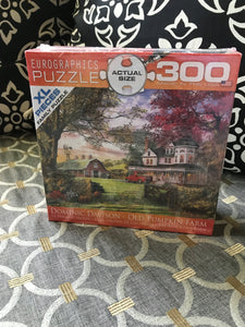 300 EXTRA-LARGE PIECE FAMILY/COUNTRY LIFE PUZZLE "OUT ON THE PRETTY PUMPKIN FARM" (MADE IN THE USA!)