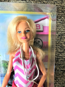 LIFEGUARD BARBIE/YOU CAN BE ANYTHING BARBIE