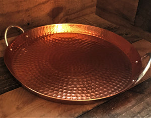 TIMELESS-LOOKING HAMMERED COPPER ROUND TRAY (WITH SILVER STAINLESS-STEEL HANDLES)