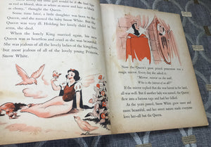 "WALT DISNEY'S SNOW WHITE AND THE SEVEN DWARFS" RARE 1948 VINTAGE LITTLE GOLDEN BOOK