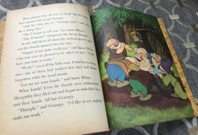 "WALT DISNEY'S SNOW WHITE AND THE SEVEN DWARFS" RARE 1948 VINTAGE LITTLE GOLDEN BOOK