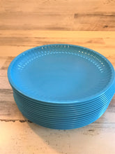 PICNIC-TIME! AWESOME "PAPER PLATE"-STYLE BLUE, HEAVY-DUTY PLASTIC INDOOR/OUTDOOR PLATES