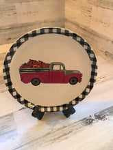 BLACK BUFFALO-CHECK TRIM/RETRO, RED TRUCK WITH A LOAD OF PUMPKINS DECORATIVE PLATE