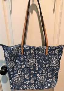 PATRIOTIC CANVAS TOTE-STYLE PURSE:  FOUR DIFFERENT STYLES (BLUE AND WHITE STARS/BLUE BANDANA-PATTERN/RED BANDANA-PATTERN/BLUE NAUTICAL