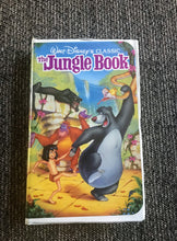 RARER BLACK DIAMOND ORIGINAL CLAMSHELL-CASE COPY OF "THE JUNGLE BOOK" WALT DISNEY HOME VIDEO/THE CLASSICS (VHS 1122)