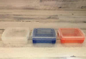 WEE, WITTLE, PLASTIC STORAGE BOXES (PERFECT FOR CRAYONS OR SMALL TREASURES)