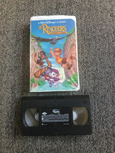 RARE BLACK DIAMOND ORIGINAL CLAMSHELL-CASE COPY OF "THE RESCUERS DOWN UNDER" WALT DISNEY HOME VIDEO/THE CLASSICS (VHS 1142)