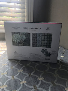500-PIECE DOUBLE-SIDED, TWO-IN-ONE EXTRA-BEAUTIFUL PUZZLE--SO MANY SUCCULENTS